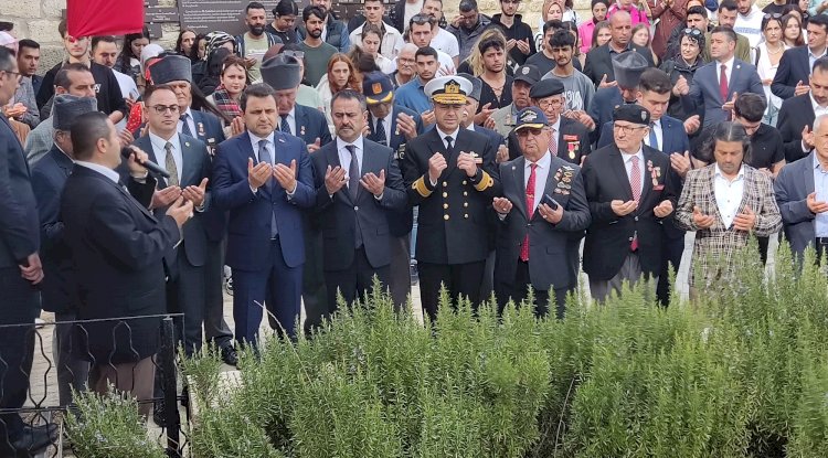 İlk şehitler için anma töreni