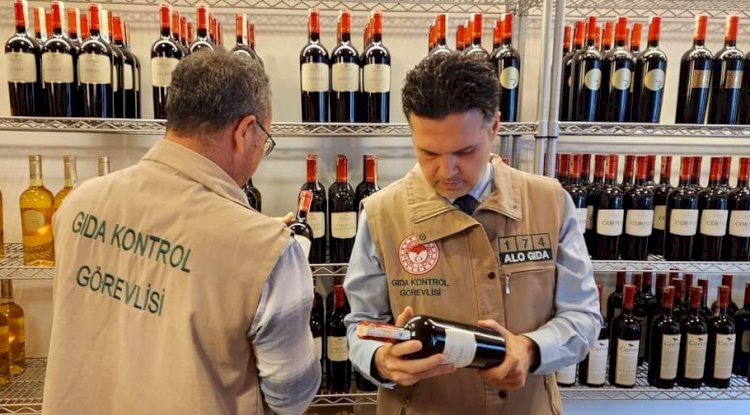 Bozcaada’da işletmeler denetlendi