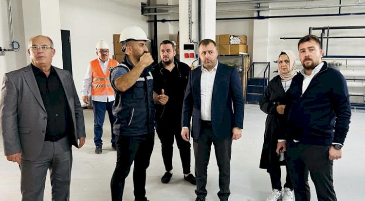 Yüksel; “Ezine OSB’de fabrika bacaları tütmeye başladı”