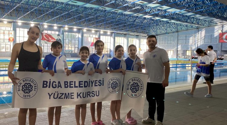 Yüzücülerden önemli başarı