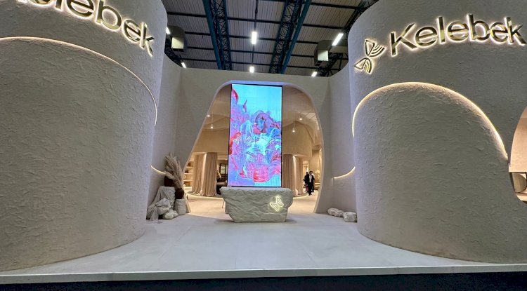 Kelebek Mobilya ziyaretçilerini ağırlıyor