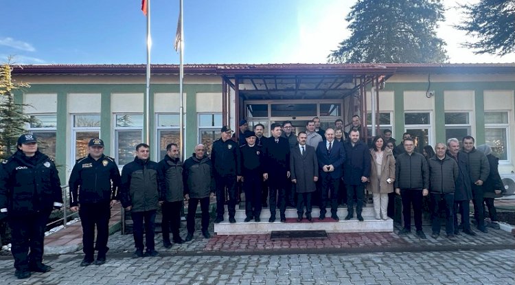 Vali Aktaş Ezine’de incelemelere bulundu