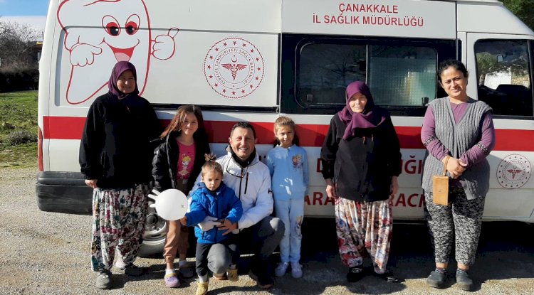 Köylerde vatandaşlara diş taraması yapıldı