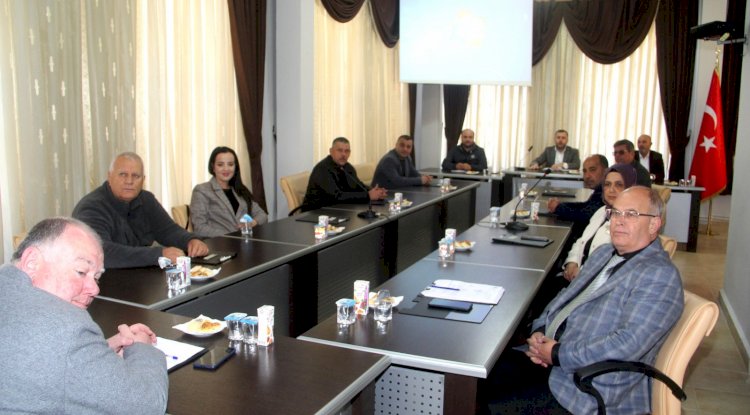 Ezine Belediye Meclisi son kez toplandı