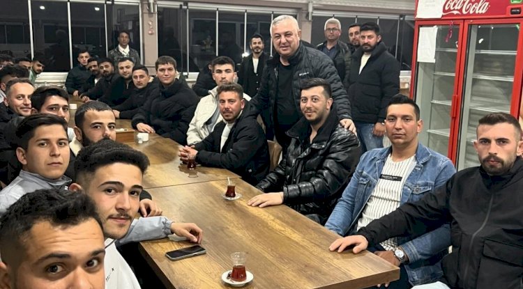 Başkan Oruçoğlu Gençlerle Sahur Yaptı