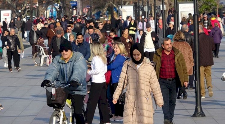 Çanakkale’de yaşlı nüfus 94 bin 177 kişi