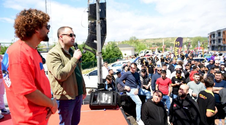 Ezine 1. Modifiye Festivali renkli anlara sahne oldu