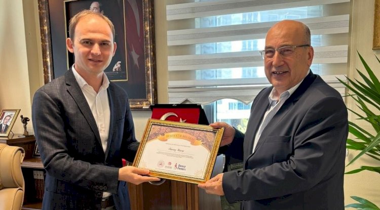 Ayvacık Kaymakamı Sak’tan, Koca’ya teşekkür belgesi