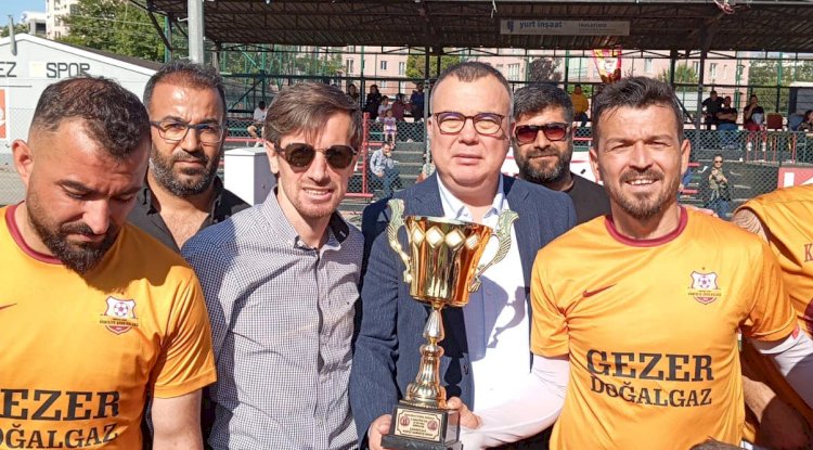 Kepez Hamidiye Spor şampiyon oldu