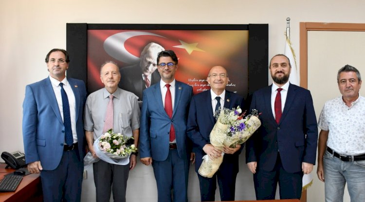 ÇOMÜ’de devir teslim töreni