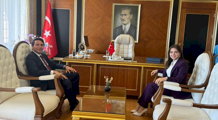 Bozcaada Kaymakamı Haydaroğlu’ndan Marmara Kaymakamı Elif Çelik’e Ziyaret