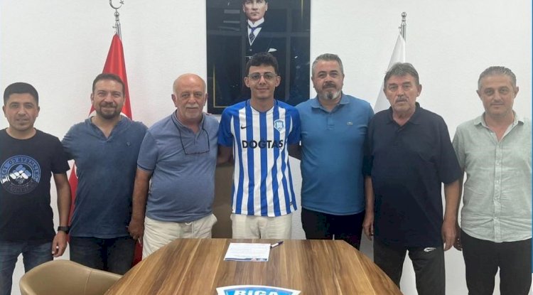 OĞUZHAN ERKEN İMZAYI ATTI