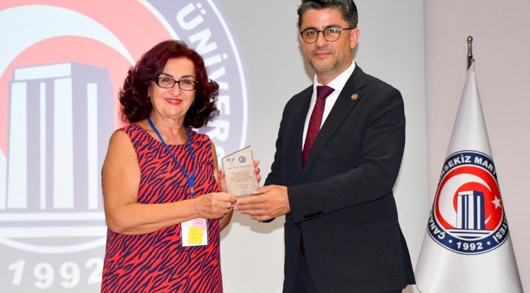 Rektör Erenoğlu “Eğitim-öğretim faaliyetlerimizi küresel standartlara uygun şekilde yürütüyoruz”