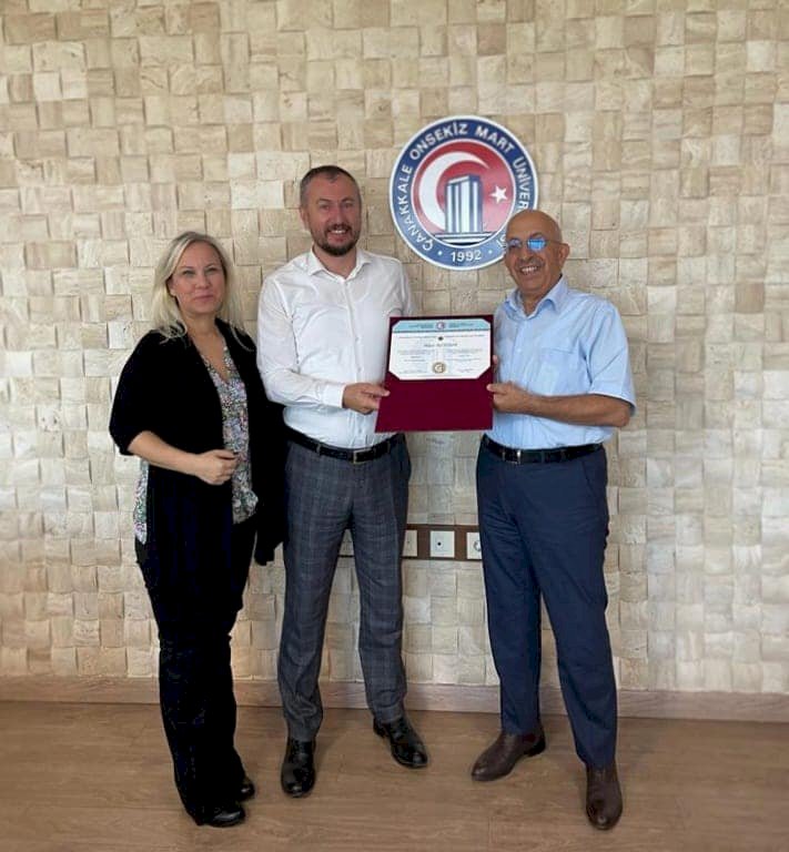 Eğitimini tamamladı, diplomasını aldı (22.09.2022)