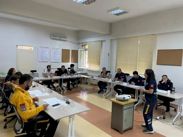112 personeline eğitim verildi