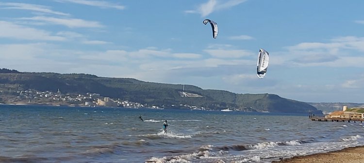 Yeni Kordon’da sörf keyfi 