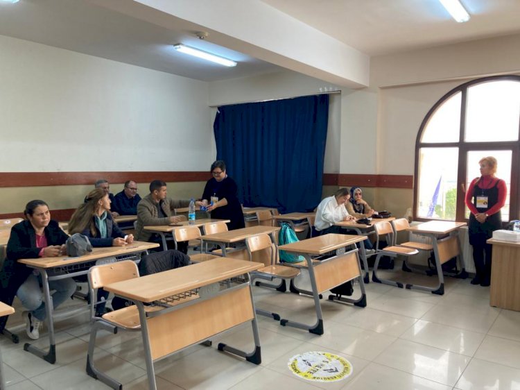 Ezine’de ‘Aile Okulu Projesi’