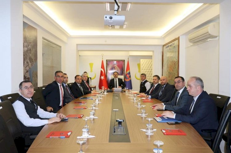 “ÖNLEM AL, HAYATTA KAL”