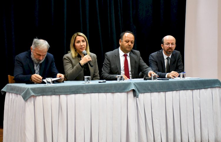 ÇOMÜ’de panel düzenlendi