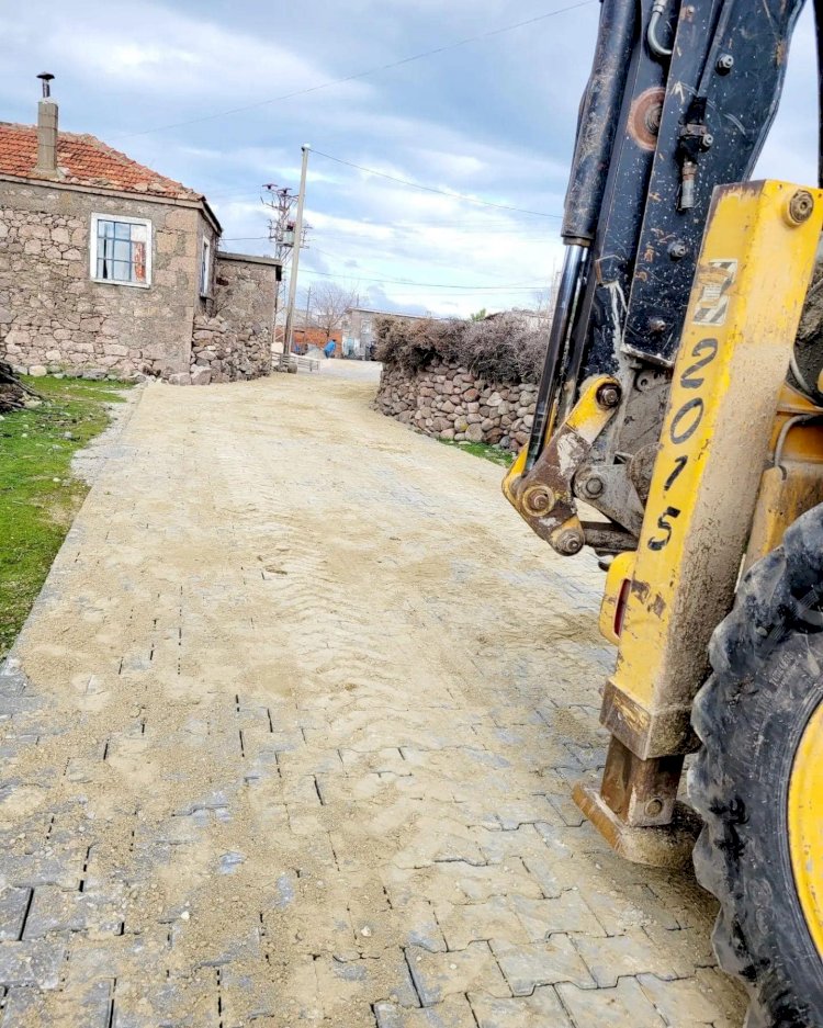 Kızılkeçili Mahallesi’nin yolları yenilendi