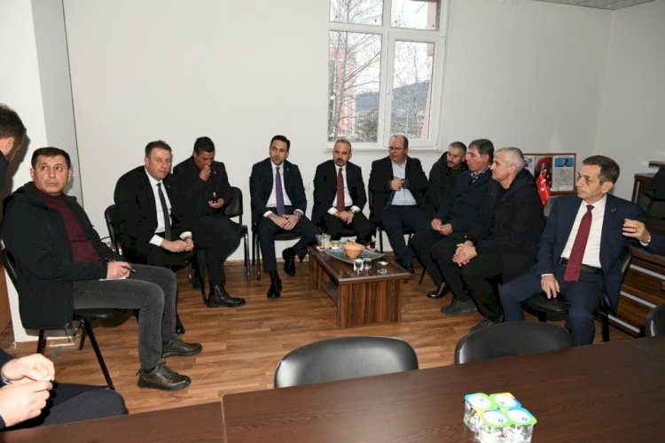 Muhtarlarla buluştu