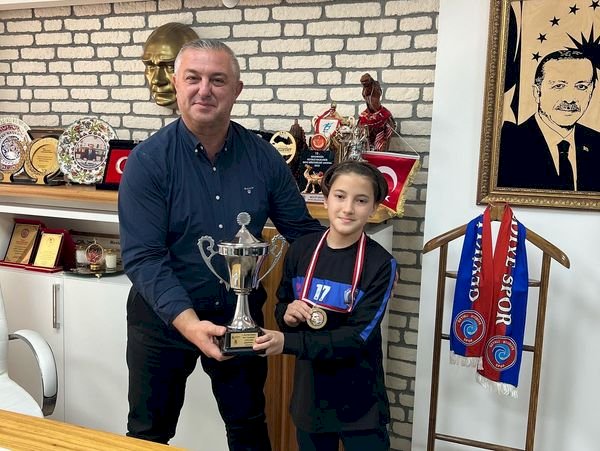Geyikli’den sporcu transferi
