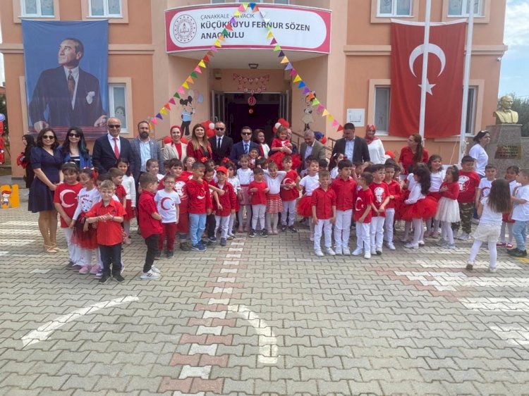 Küçükkuyu’da Öğrenciler Dans Gösterisi Yaptı