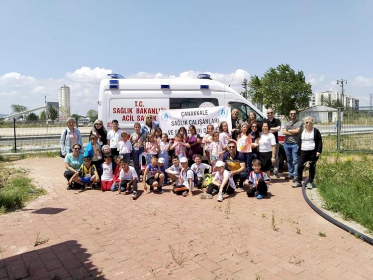 Miniklere Ambullans Tanıtıldı