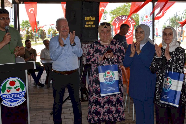 Lapseki Kiraz Festivali’nde Türk Mutfağı İlgi Gördü