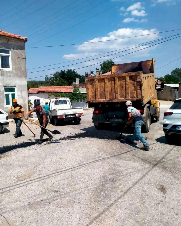 Kemallı köyü yolları onarıldı