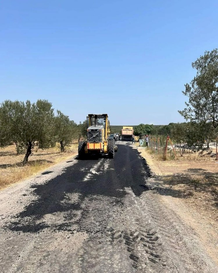 Köy yollarında onarım çalışmaları sürüyor