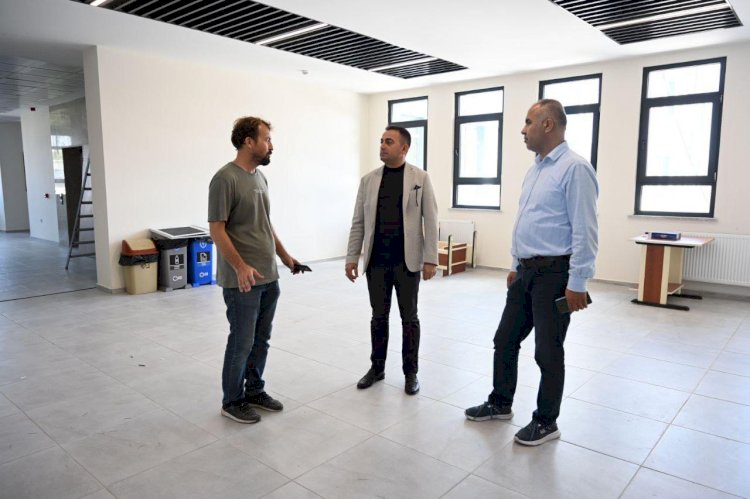 Erdoğan Mehmet Akif Ersoy Anadolu Lisesi’ni inceledi