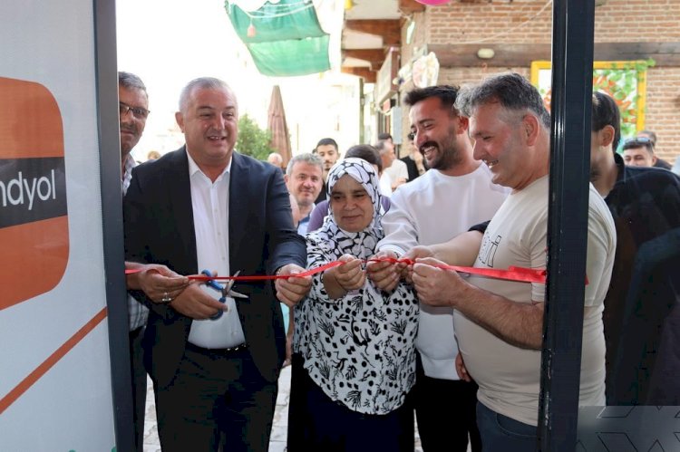 Geyikli’de Woxzo Giyim Mağazası açıldı