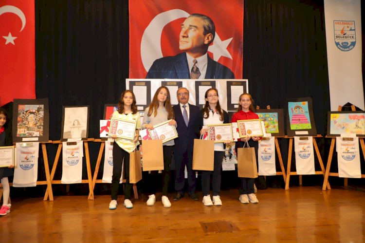 Öğrenciler ödüllerine kavuştu