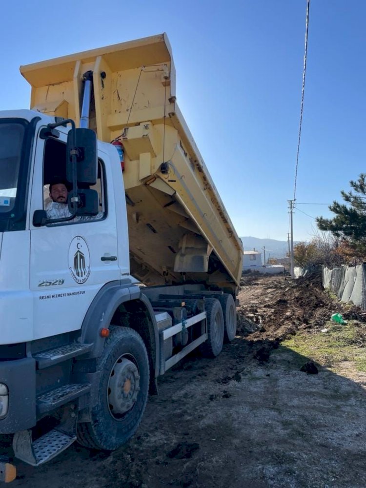 Köylerde yollar onarılıyor