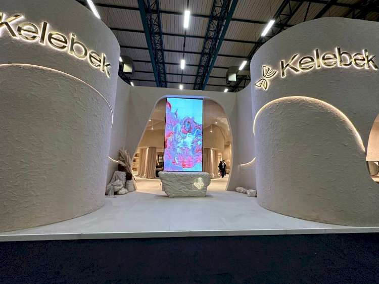 Kelebek Mobilya ziyaretçilerini ağırlıyor
