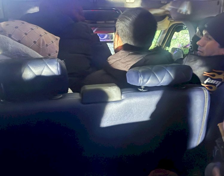 Ezine'de 2 organizatör tutuklandı