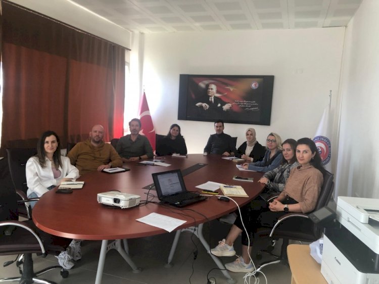 Ezine MYO bölüm başkanları toplantıda buluştu