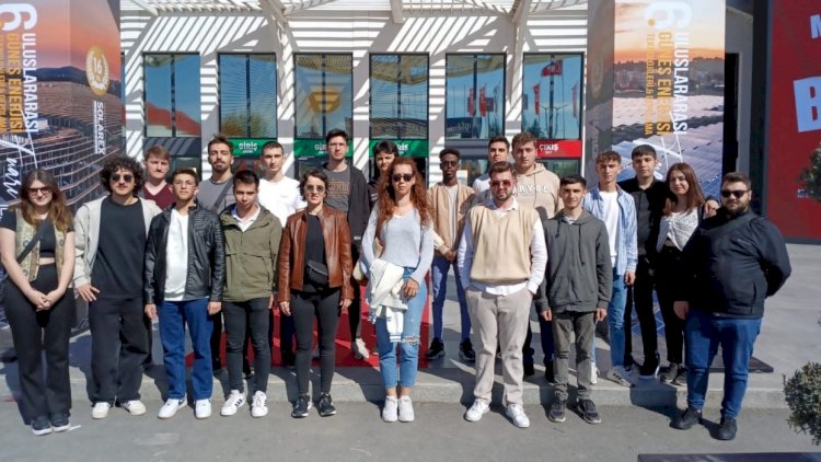 Öğrenciler Güneş Enerjisi Teknolojileri Fuarı'na katıldı