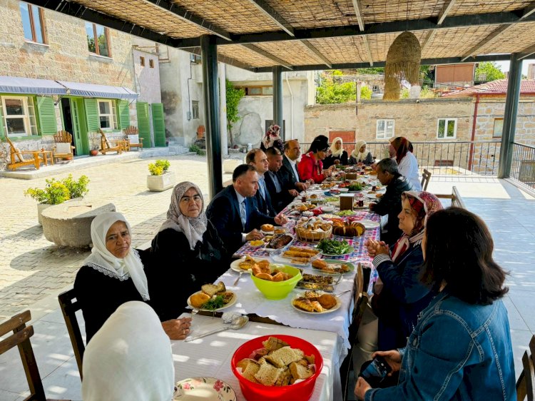 Kaymakam Sak kahvaltı programına katıldı