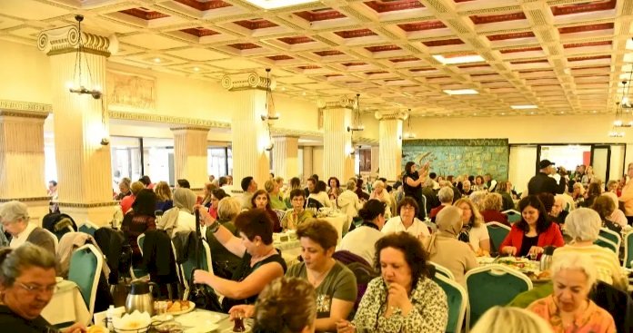 Türk Anneler Derneği Çanakkale Şubesi kahvaltı etkinliği gerçekleştirdi