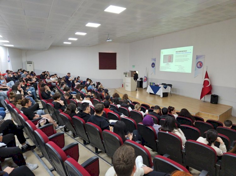 GÜNCEL KONULARA DAİR SÖYLEŞİ GERÇEKLEŞTİRİLDİ