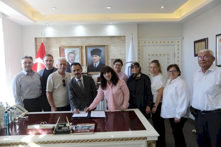ÇANAKKALEVALİLİĞİ İLE ÇANAKKALE ŞEHİT VE GAZİ AİLELERİ DERNEĞİ ARASINDA PROTOKOL İMZALANDI
