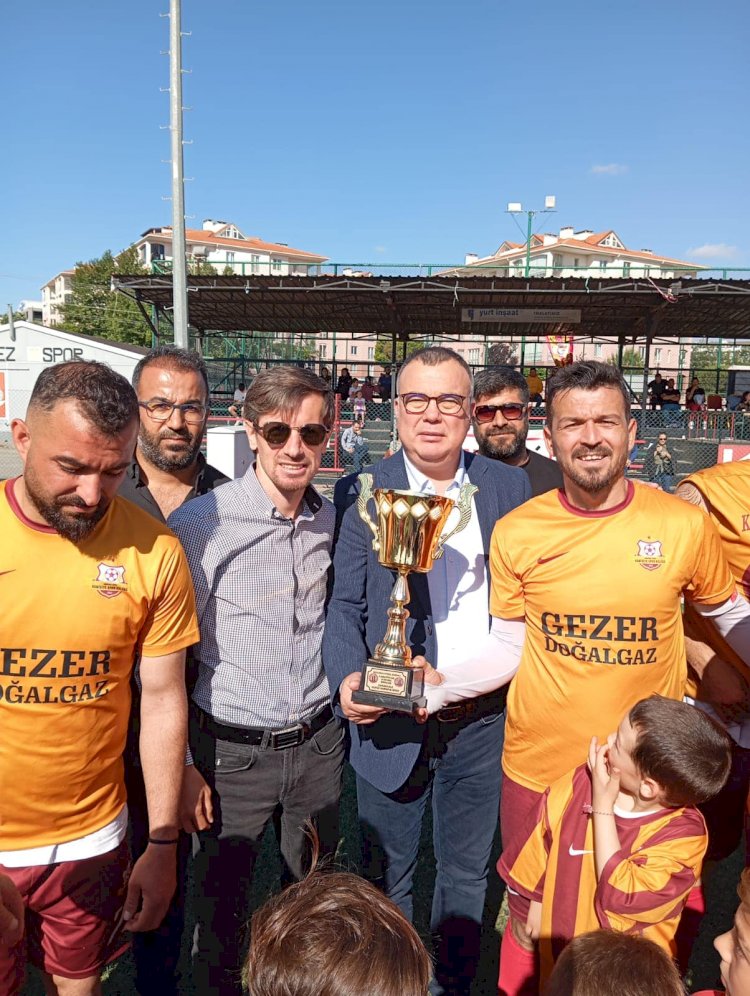 Kepez Hamidiye Spor şampiyon oldu