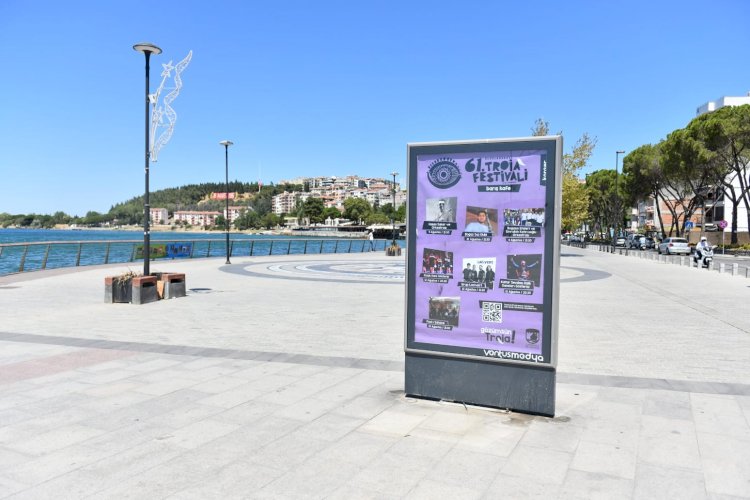 Troia Festivali Afişleri Çanakkale’yi Renklendirdi