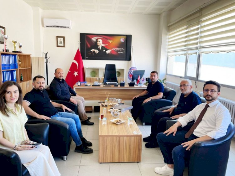 AK Parti’den hayırlı olsun ziyareti