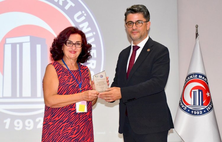 Rektör Erenoğlu “Eğitim-öğretim faaliyetlerimizi küresel standartlara uygun şekilde yürütüyoruz”