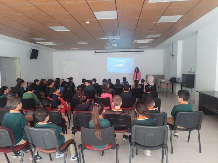 Ezine’de Ortaokul Öğrencilerine “Çocuk Akademisi” eğitimi verildi